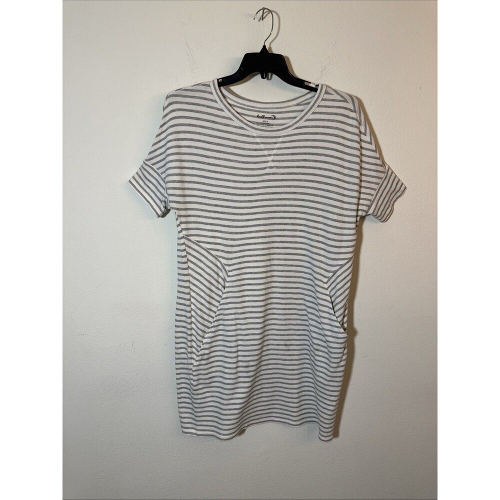 Half Moon T shirt Dress Womens Medium Front Pockets Crew Neck White Gray Beach